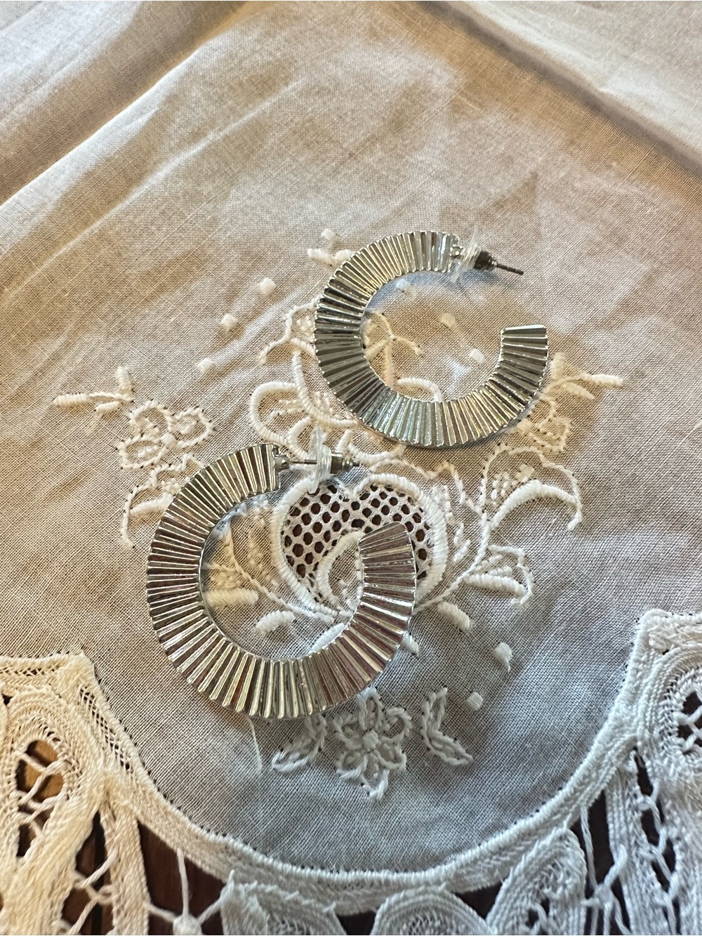 Vintage 90s Silver Tone Fluted Ribbed Wide Hoop Earrings Statement
